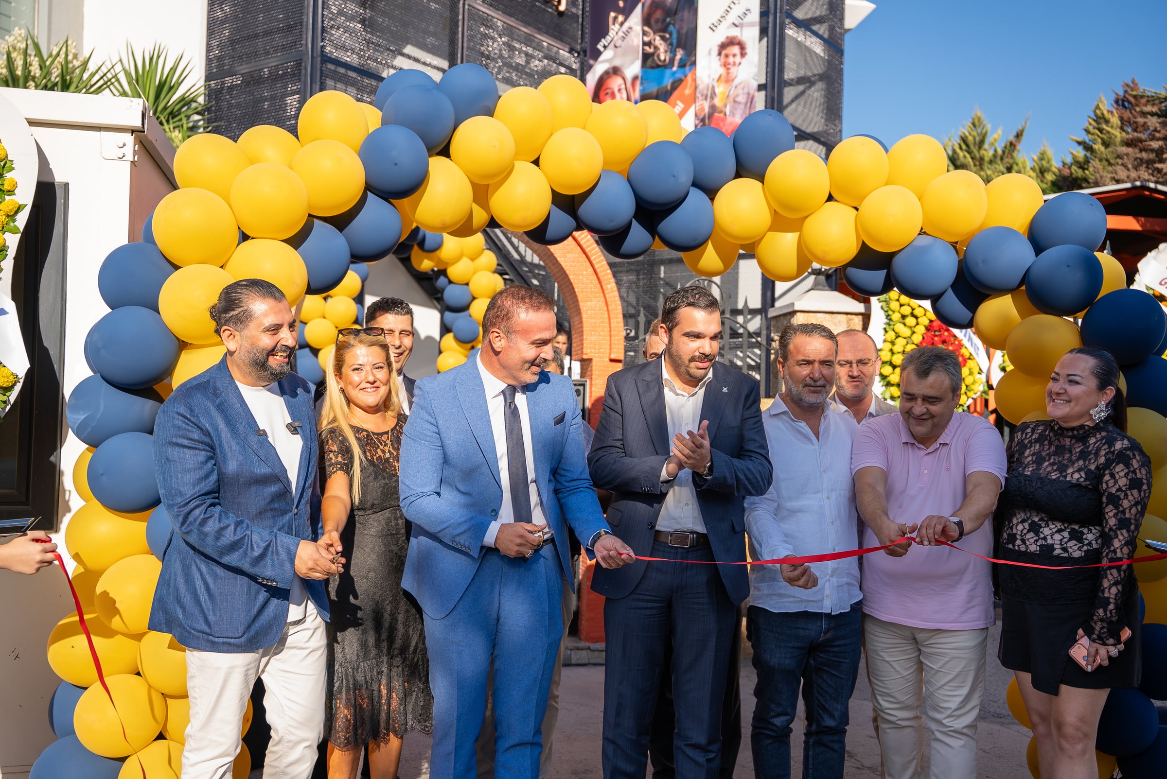 Eğitimde prestij yarışı kızışıyor